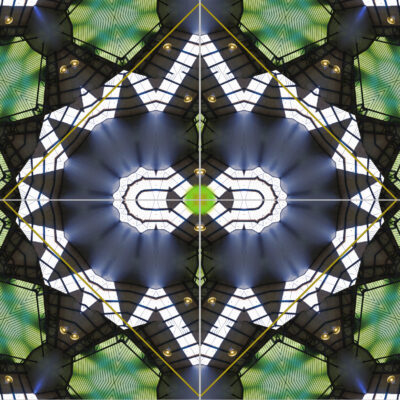 Drei Lichtqualitäten in einem Industriegebäude